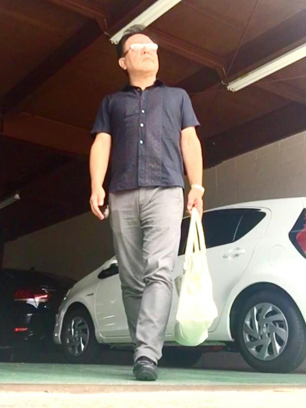 「ビジネススタイル、ラフ、300coins、EPOCA、ROLEX、ポールスミス、united arrows、LouisVuitton」｜「UNITED ARROWSのUA NYLON KONBU TOTE M（トートバッグ、ホワイト系）」を使った、かつさん（メンズ・174cm）の夏コーディネートの1枚目の写真