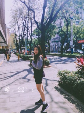 Jacinda Chanさんのコーディネート