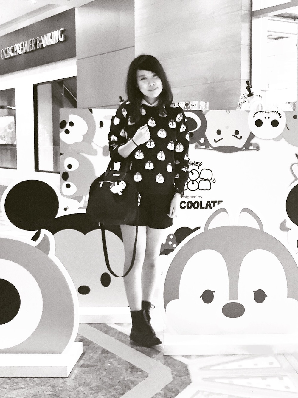 「tsumtsum、disney、ZARA、Cute、Kawaii、H&M、chocoolate」｜「ZARAのアイテム（シャツ/ブラウス、ホワイト系）」を使った、Charmさん（レディース・163cm）の冬コーディネートの1枚目の写真