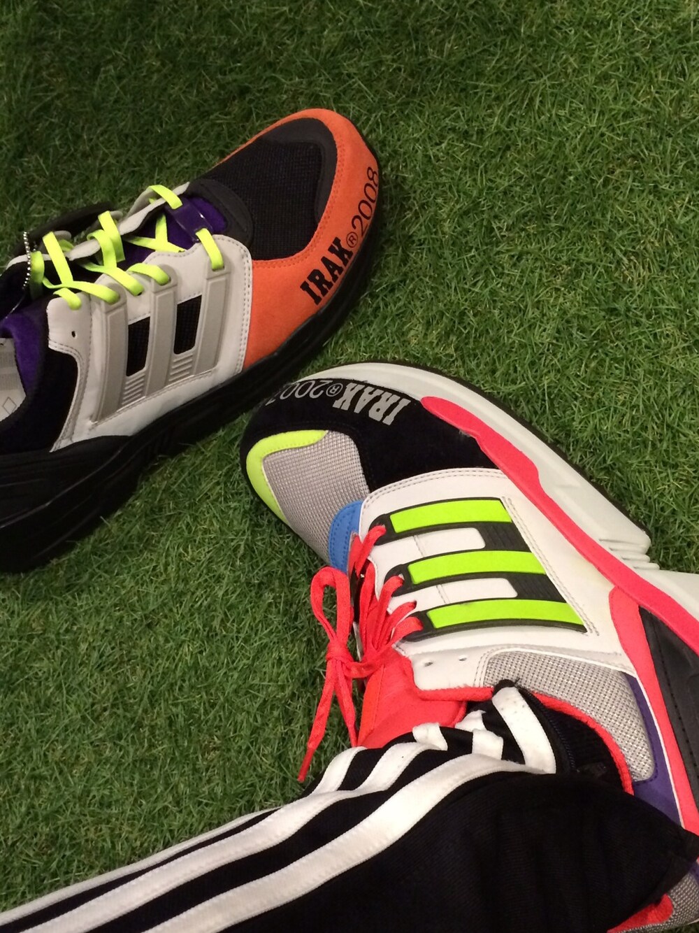 「adidas、ALIFE、supreme、sttusy、kith、kithnyc、NIKE」｜「adidasのアイテム（スニーカー、その他）」を使った、tbonenew2014さん（メンズ・188cm）の冬コーディネートの1枚目の写真