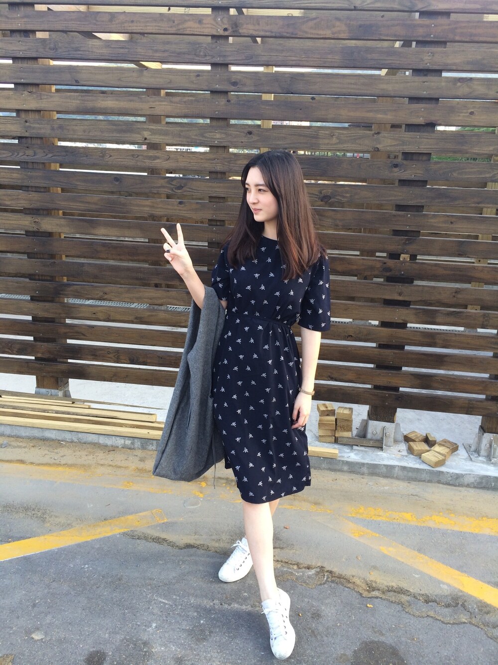 「bymiim、STYLENANDA」｜「STYLENANDAのアイテム（チュニック、ブルー系）」を使った、S-Waさん（レディース・165cm）の秋コーディネートの1枚目の写真