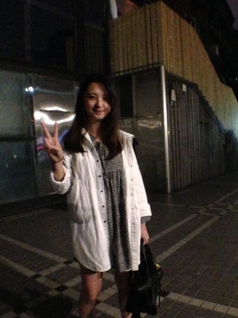 「bymiim、moley、BALENCIAGA」｜「moleyのアイテム（ワンピース、ブラック系）」を使った、S-Waさん（レディース・170cm）の秋コーディネートの1枚目の写真