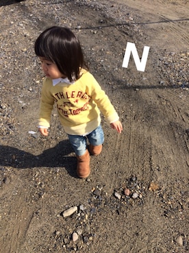 「シャツ×スウェット」｜「アイテム（ブーツ）」を使った、nicoさん（キッズ・90cm）の冬コーディネート