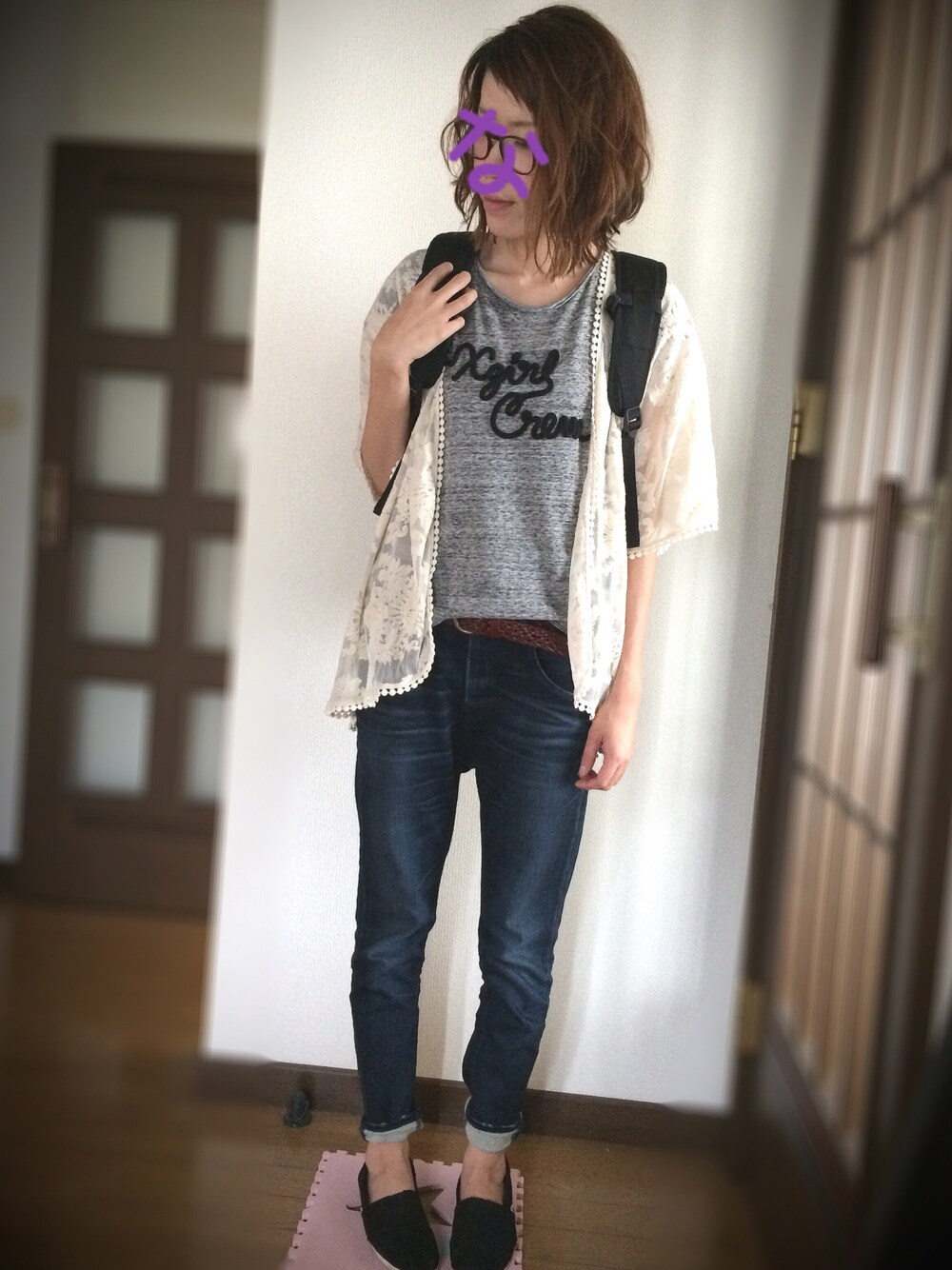 「グレー、デニム、レース、カーディガン、リュック」｜「X-girlのSPLASH S/S TOP（Tシャツ/カットソー、グレー系）」を使った、na-yuさん（レディース・160cm）の夏コーディネートの1枚目の写真