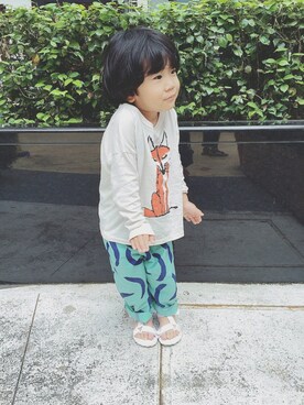 「BOBO CHOSES（ボボショーズ）のアイテム（Tシャツ/カットソー、ホワイト系）」を使った、iorinrinさん（キッズ）の夏コーディネート
