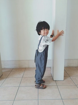 「wolf&ritaのアイテム（サロペット/オーバーオール、グレー系）」を使った、iorinrinさん（キッズ）の夏コーディネート