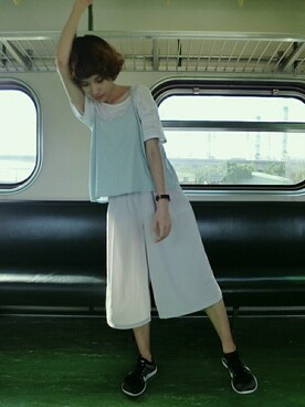 施普霓さんのコーディネート