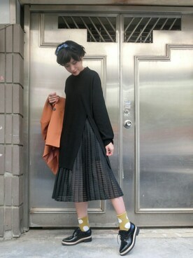 施普霓さんのコーディネート