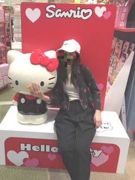 「バラ柄」｜「アイテム（帽子）」を使った、はるなさん（レディース・156cm）の春コーディネート