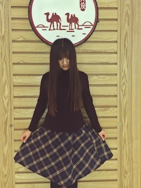 「UNIQLO（ユニクロ）のアイテム（シャツ/ブラウス、ブラウン系）」を使った、Abby Zhangさん（レディース・160cm）の春コーディネート