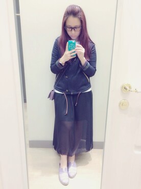 「アイテム（ウォレットチェーン、パープル系）」を使った、KBさん（レディース・154cm）の秋コーディネート