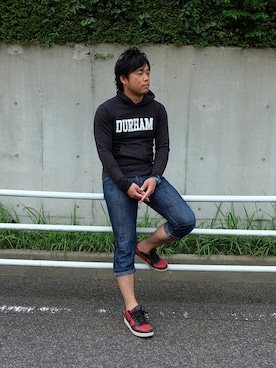 「tk.TAKEO KIKUCHI（ティーケータケオキクチ）のアイテム（スウェット）」を使った、Michinori Fujishiroさん（メンズ・175cm）の秋コーディネート