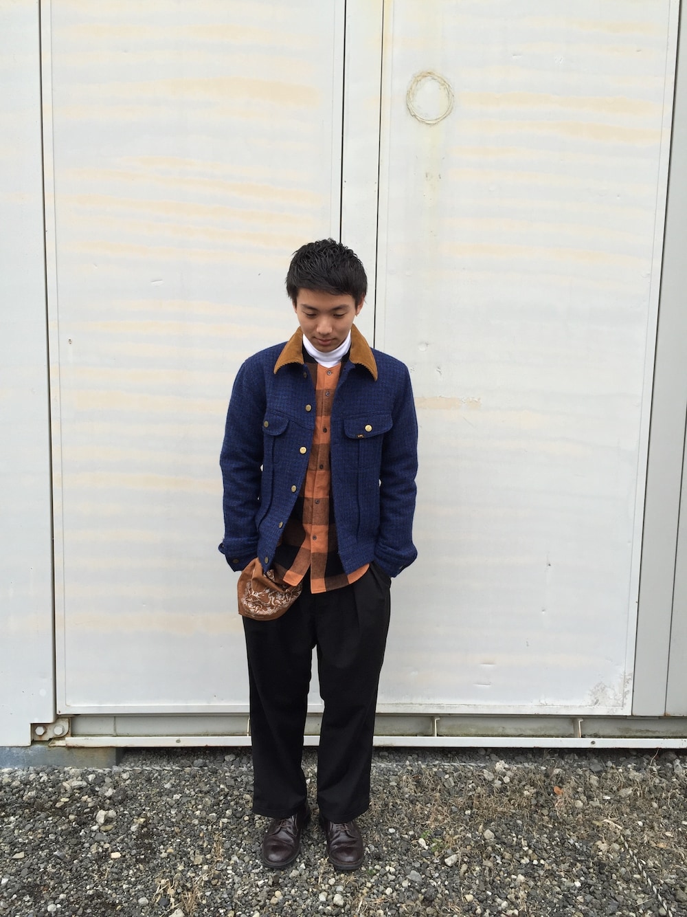 「ワイドパンツ、ビッグシルエット、united arrows、LEE、HARE、バンダナ、黒、冬」｜「HAREのワイドタックパンツ(HARE)（その他パンツ、ブラック系）」を使った、佐藤  佑樹さん（メンズ・167cm）の秋コーディネートの1枚目の写真
