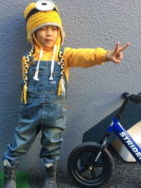 「ミニオンズ」｜「アイテム（サロペット/オーバーオール）」を使った、A&Aさん（キッズ・100cm）の冬コーディネート