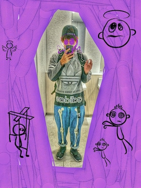 「HIRO（ヒロ）のアイテム（パンツ）」を使った、波汰さん（メンズ・176cm）の秋コーディネート