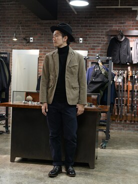 「JOHN SMEDLEY（ジョンスメドレー）のアイテム（Tシャツ/カットソー）」を使った、TEJIEさん（メンズ・180cm）の秋コーディネート