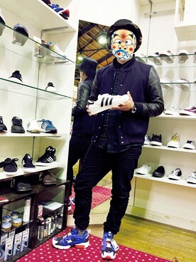 「ストリートカジュアル」｜「アイテム（スタジャン）」を使った、EISHINさん（メンズ・175cm）の冬コーディネート