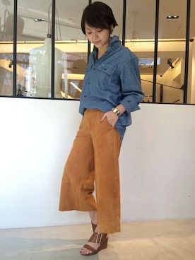 「アイテム（パンツ、イエロー系）」を使った、AYAさん（レディース・163cm）の春コーディネート