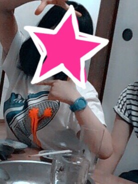 「NIXON（ニクソン）のNIXON SMALL TIME TELLER P（アナログ腕時計）」を使った、もんなつさん（レディース・160cm）の秋コーディネート