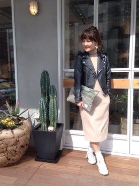 「TODAYFUL（トゥデイフル）のアイテム（ライダースジャケット）」を使った、MOMOKO KOIKEさん（レディース・158cm）の冬コーディネート
