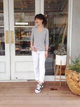 「ホワイトパンツ」｜MOMOKO KOIKEさん（レディース・158cm）の春コーディネート