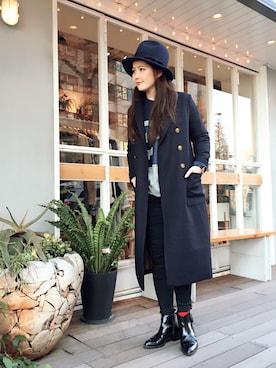 「TODAYFUL（トゥデイフル）のアイテム（チェスターコート）」を使った、MOMOKO KOIKEさん（レディース・158cm）の冬コーディネート