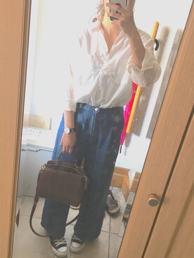「CONVERSE（コンバース）のアイテム（スニーカー、ブラック系）」を使った、m  さん（レディース・162cm）の秋コーディネート