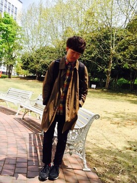 「GLOBAL WORK（グローバルワーク）のアイテム（ステンカラーコート、グリーン系）」を使った、ひろさん（メンズ）の秋コーディネート