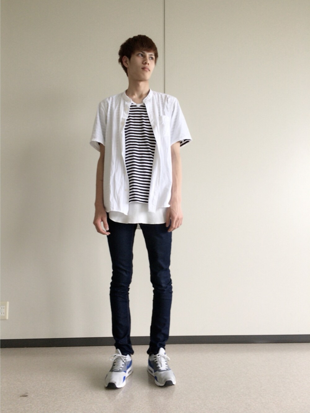 「夏、大学生、シャツスタイル、summer、白シャツ、デニム、RAGEBLUE、nano・universe、GU、プチプラ」｜「GUのアイテム（シャツ/ブラウス、ホワイト系）」を使った、おんちんさん（メンズ・183cm）の夏コーディネートの1枚目の写真