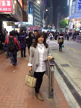 「travel」｜「アイテム（ハンドバッグ）」を使った、Wenyaさん（レディース・161cm）の冬コーディネート