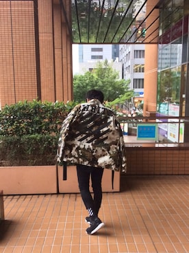 「OFF-WHITE」｜「アイテム（その他アウター）」を使った、ぷろていんさん（メンズ・172cm）の夏コーディネート