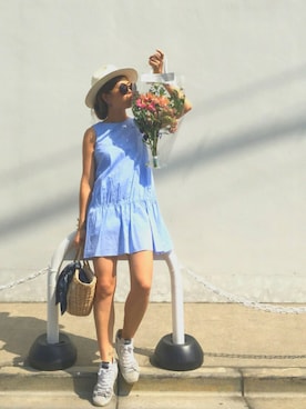「ワンピース×スニーカー」｜「アイテム（財布/小物）」を使った、naaaamiさん（レディース・158cm）の夏コーディネート