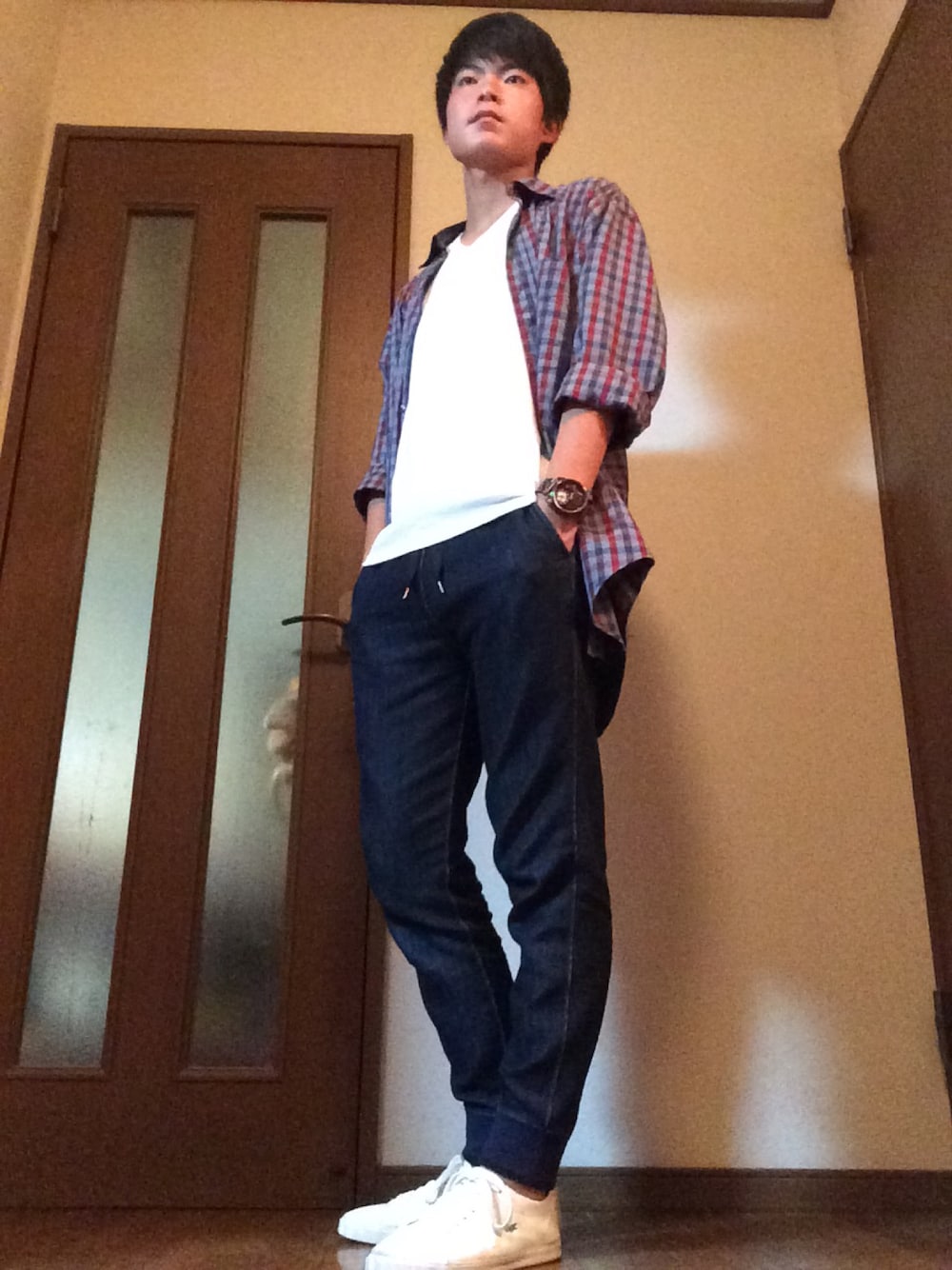 その他のシャツ/ブラウス、ホワイト系のTシャツ/カットソー、ブルー系のデニムパンツを着用したメンズの夏コーディネートの1枚目の写真