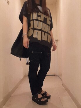 「MBT（エムビーティー）のアイテム」を使った、Ronnie Chueiさん（レディース・153cm）の秋コーディネート