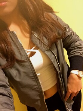 「H&M（エイチ・アンド・エム）のアイテム（その他トップス、ホワイト系）」を使った、dollchanさん（レディース・153cm）の秋コーディネート