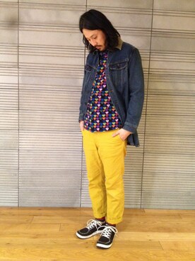 「総柄トップス」｜「アイテム（その他アウター）」を使った、naouさん（メンズ・182cm）の春コーディネート