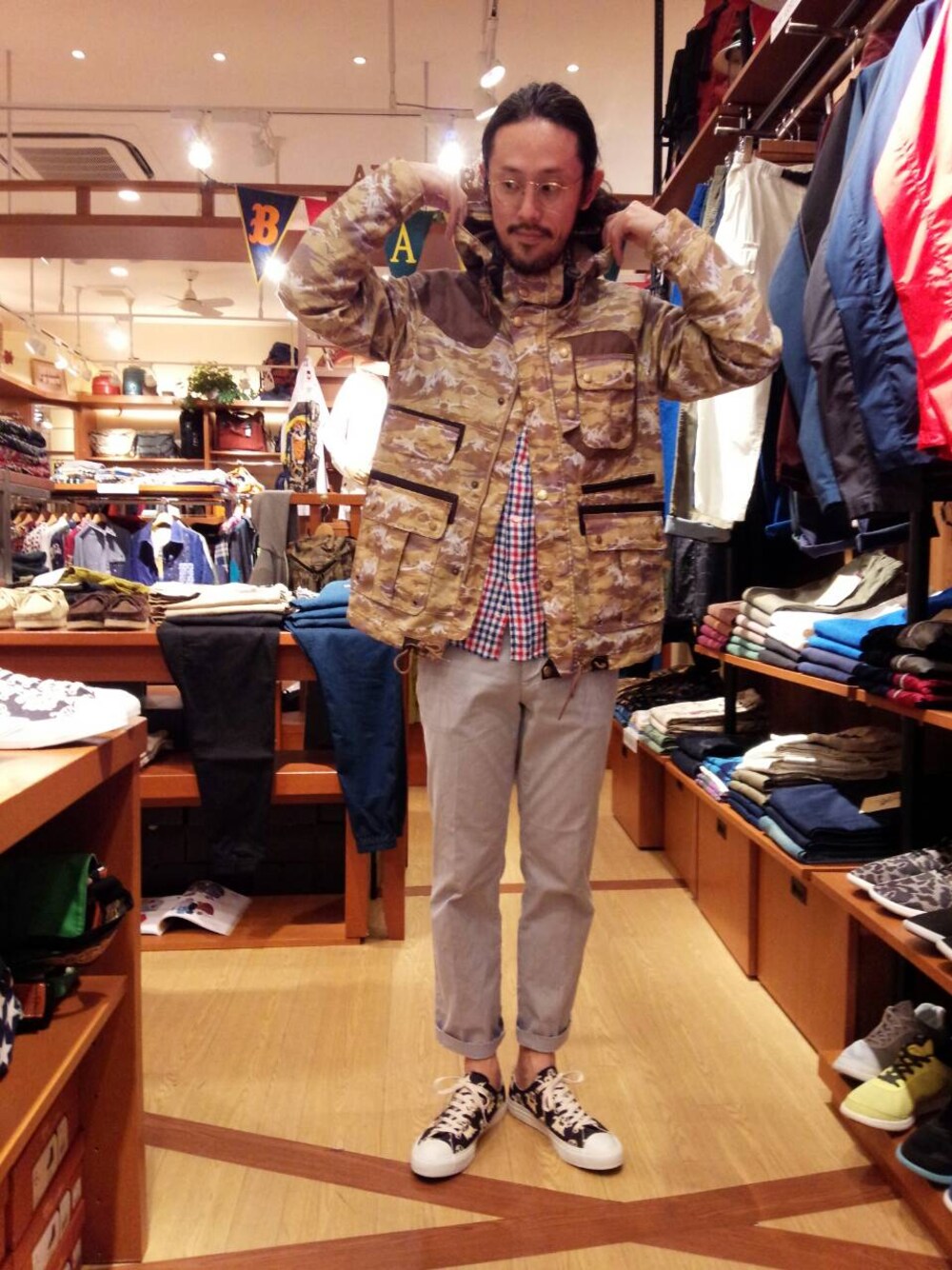 naouさんの「BARBOUR/バブアー×White Mountaineering/ホワイトマウンテニアリング　Wave Mountain Parka　(303)（Barbour）」を使ったコーディネート