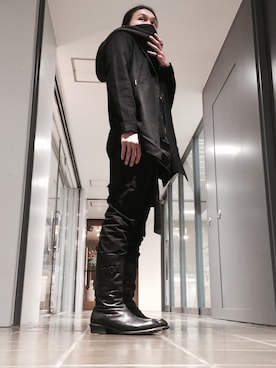 「アシンメトリー」｜「アイテム（その他アウター）」を使った、dark_fashionさん（メンズ・172cm）の秋コーディネート