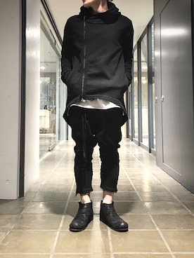 「THOM KROM（トムクロム）のアイテム（Tシャツ/カットソー）」を使った、dark_fashionさん（メンズ・172cm）の春コーディネート