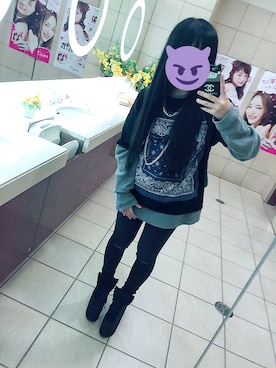 「3rd by VANQUISH（サードバイヴァンキッシュ）のアイテム（スニーカー）」を使った、もーさんさん（レディース・155cm）の秋コーディネート