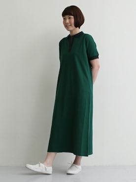 「白いスニーカー」｜「アイテム（シャツワンピース）」を使った、Oさん（レディース・160cm）の夏コーディネート
