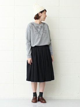 「PAR ICI」｜「アイテム（スウェット）」を使った、Oさん（レディース・157cm）の秋コーディネート