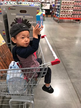 「abcd（ナシ）のアイテム（キャップ）」を使った、TOKIさん（キッズ・90cm）の秋コーディネート