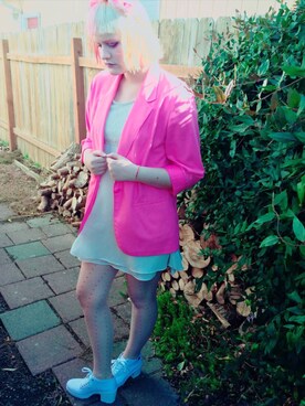 「white dress」｜Patricia Maryさん（レディース・173cm）の秋コーディネート