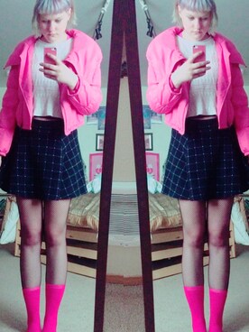 「H&M（エイチ・アンド・エム）のアイテム（スカート、ブラック系）」を使った、Patricia Maryさん（レディース・173cm）の秋コーディネート