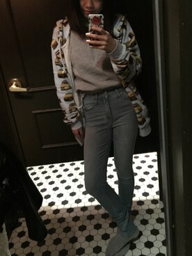 「JOYRICH」｜「アイテム（ダウンジャケット/コート）」を使った、Chan Kobiさん（レディース・162cm）の春コーディネート