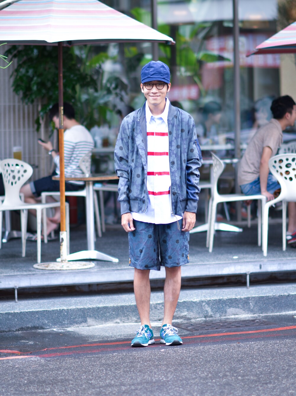 「New Balance、visvim、Taiwan、TART、ＴＡＲＴ OPTICAL、NEW  BALANCE 、BilBO、oqLiq、Tainan、streetfashion」｜「oqLiqのbiLbo / HuntingPolo Cap（キャップ、ブルー系）」を使った、oqLiqさん（メンズ・180cm）の秋コーディネートの1枚目の写真