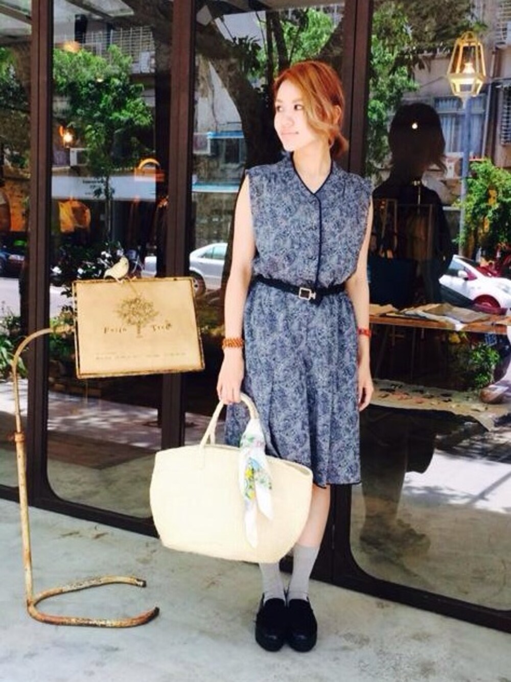 「vintage、chanel、snidel、LONDON」｜「FujinTree355の南非肯亞草編包（かごバッグ、ベージュ系）」を使った、machicocoさん（レディース・100cm）の夏コーディネートの1枚目の写真