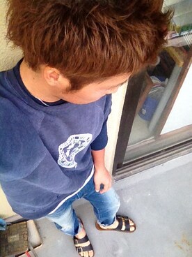 シ・ユンさんのコーディネート