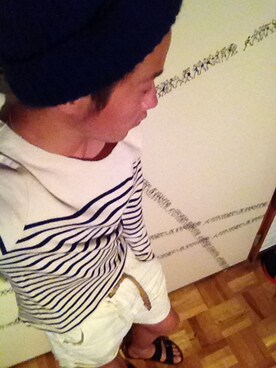 シ・ユンさんのコーディネート